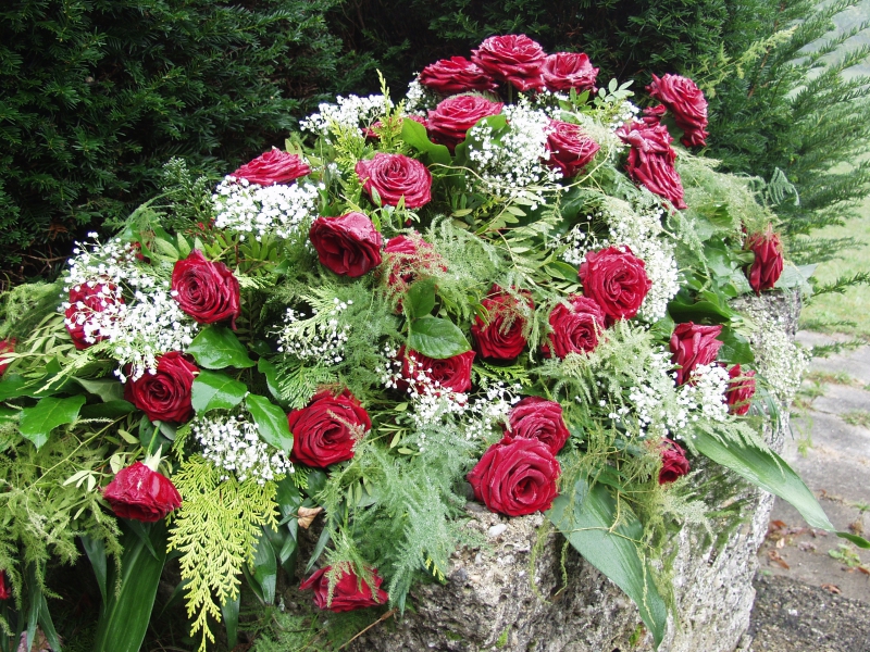 funeraire-FOX AMPHOUX-min_roses-61203